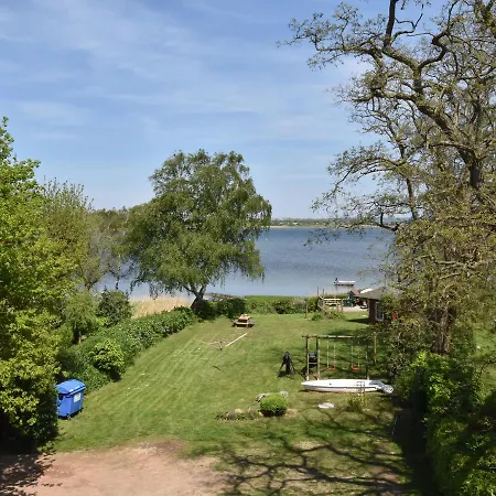 Auf Wassergrundstuck 4 Güstow
